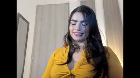 caitlingomez0 online show from 12, 6, 2026