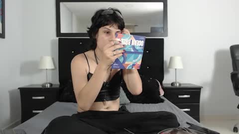 caitlynwheler online show from 12, 1, 2025