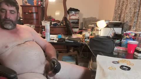 Snapshot of cajunbator2 chatting on 7, 10, 2025 cajunbator2 online show from 7, 10, 2025