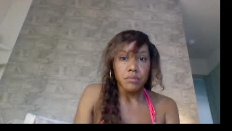 Snapshot of cali_rain chatting on 19, 5, 2026 Cali Rain online show from 19, 5, 2026