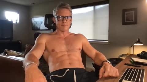 calirsedmo online show from 2, 11, 2025