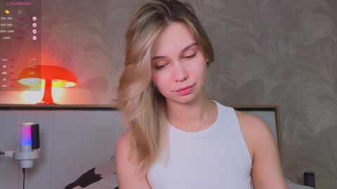 Snapshot of call__me_mommy_ chatting on 10, 12, 2024 Nancy Please thumbs up me online show from 10, 12, 2024