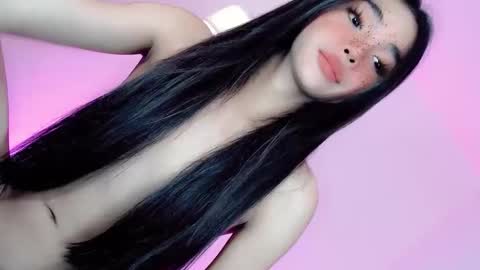 Snapshot of call_me_nina chatting on 5, 5, 2026 call_me_nina online show from 5, 5, 2026