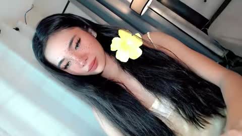 Snapshot of call_me_nina chatting on 31, 5, 2026 call_me_nina online show from 31, 5, 2026