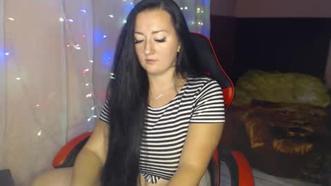Snapshot of call_me_shaya chatting on 7, 10, 2025 Shaya online show from 7, 10, 2025