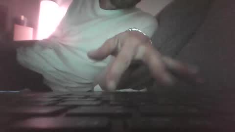 Callme arno online show from 3, 5, 2026