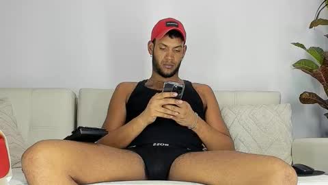 Snapshot of callmeby_lebron chatting on 6, 10, 2025 LeBron online show from 6, 10, 2025