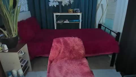 Snapshot of callmebythename_daisy chatting on 2, 12, 2025 A STINGY MAN IS A SIGN OF UNWELLINGNESS. online show from 2, 12, 2025