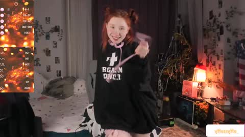 Snapshot of callmeeffy chatting on 5, 1, 2025 Effyblonde follow my telegram channel for more content3 online show from 5, 1, 2025