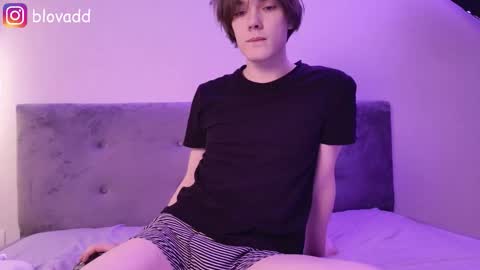 Snapshot of callmenineoneseven chatting on 14, 12, 2025 Nick online show from 14, 12, 2025