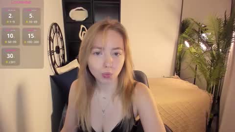 Snapshot of callmenora chatting on 29, 10, 2025 Nora online show from 29, 10, 2025