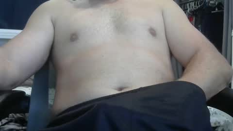 Snapshot of callmeroger33 chatting on 19, 9, 2025 callmeroger33 online show from 19, 9, 2025