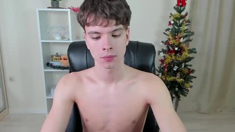 Hey I am Calvin  online show from 29, 12, 2024