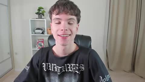 Hey I am Calvin  online show from 11, 2, 2025