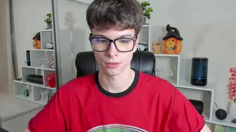 Hey I am Calvin  online show from 21, 2, 2025