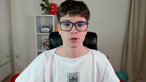 Hey I am Calvin  online show from 7, 3, 2025