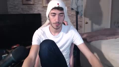 Snapshot of calvin_tanner chatting on 17, 12, 2024 calvin_tanner online show from 17, 12, 2024