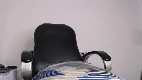 Snapshot of calvinhotlatino chatting on 5, 12, 2024 calvinhotlatino online show from 5, 12, 2024