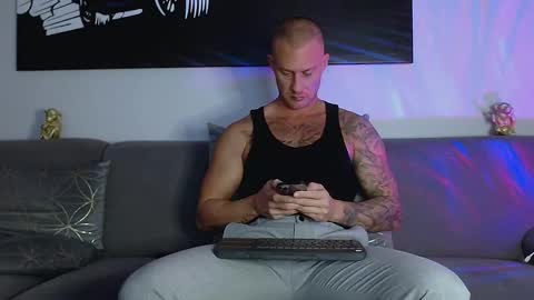 Snapshot of calvinhunt69 chatting on 13, 1, 2025 Calvin online show from 13, 1, 2025