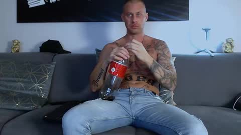 Snapshot of calvinhunt69 chatting on 20, 1, 2025 Calvin online show from 20, 1, 2025