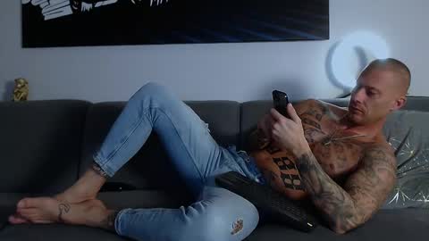 Snapshot of calvinhunt69 chatting on 20, 1, 2025 Calvin online show from 20, 1, 2025