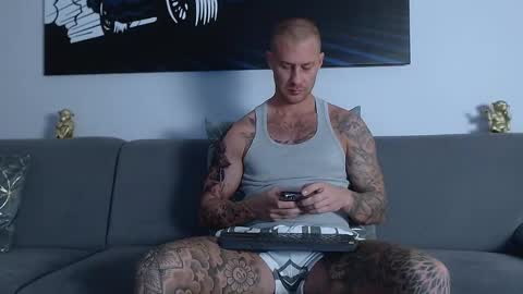 Snapshot of calvinhunt69 chatting on 27, 1, 2025 Calvin online show from 27, 1, 2025