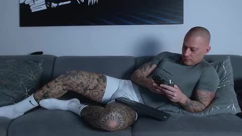 Snapshot of calvinhunt69 chatting on 4, 3, 2025 Calvin online show from 4, 3, 2025