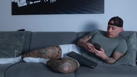 Snapshot of calvinhunt69 chatting on 4, 3, 2025 Calvin online show from 4, 3, 2025