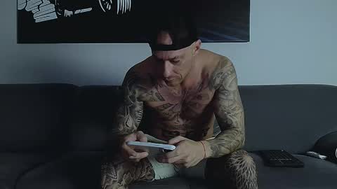 Snapshot of calvinhunt69 chatting on 10, 9, 2025 Calvin online show from 10, 9, 2025