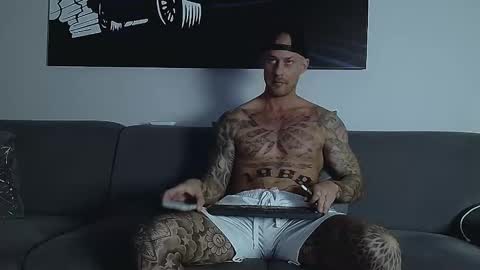 Snapshot of calvinhunt69 chatting on 17, 9, 2025 Calvin online show from 17, 9, 2025