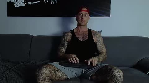 Snapshot of calvinhunt69 chatting on 8, 10, 2025 Calvin online show from 8, 10, 2025