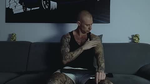 Snapshot of calvinhunt69 chatting on 12, 11, 2025 Calvin online show from 12, 11, 2025