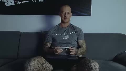 Snapshot of calvinhunt69 chatting on 24, 11, 2025 Calvin online show from 24, 11, 2025