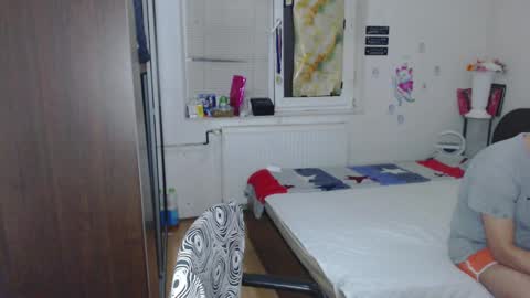 Snapshot of calvinjohnlad chatting on 12, 3, 2025 Calvinjohnlad online show from 12, 3, 2025