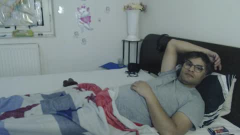 Snapshot of calvinjohnlad chatting on 28, 11, 2025 Calvinjohnlad online show from 28, 11, 2025