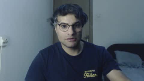 Snapshot of calvinjohnlad chatting on 19, 12, 2025 Calvinjohnlad online show from 19, 12, 2025