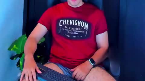 Snapshot of camara110 chatting on 9, 1, 2025 camara110 online show from 9, 1, 2025