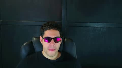 Snapshot of camara110 chatting on 9, 2, 2025 camara110 online show from 9, 2, 2025