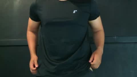 Snapshot of camara110 chatting on 5, 3, 2025 camara110 online show from 5, 3, 2025