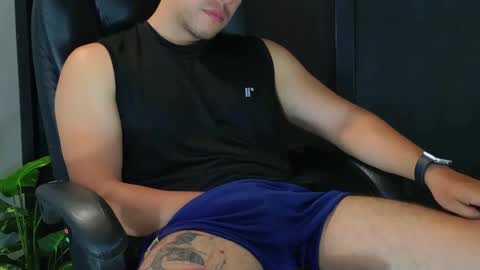 Snapshot of camara110 chatting on 9, 9, 2025 camara110 online show from 9, 9, 2025