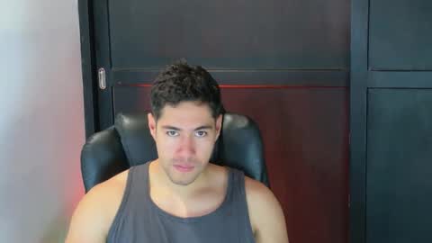 Snapshot of camara110 chatting on 14, 9, 2025 camara110 online show from 14, 9, 2025