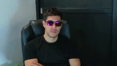 Snapshot of camara110 chatting on 20, 9, 2025 camara110 online show from 20, 9, 2025