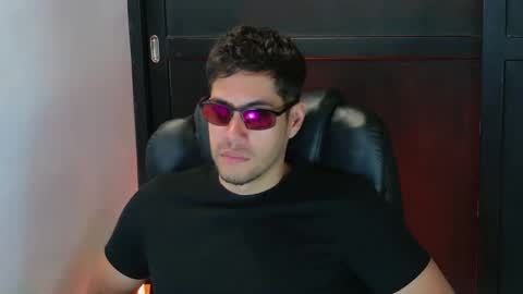 Snapshot of camara110 chatting on 24, 9, 2025 camara110 online show from 24, 9, 2025