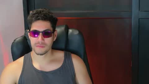 Snapshot of camara110 chatting on 25, 9, 2025 camara110 online show from 25, 9, 2025