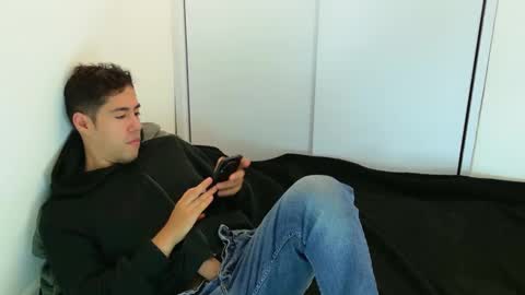 Snapshot of camara110 chatting on 26, 10, 2025 camara110 online show from 26, 10, 2025