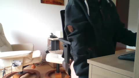 Snapshot of camcologne chatting on 7, 1, 2025 camcologne online show from 7, 1, 2025