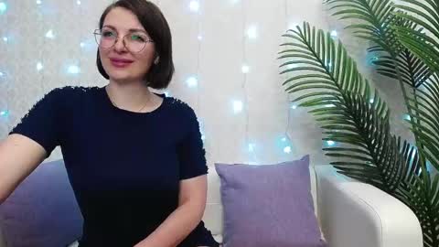 camelia_lillie online show from 15, 5, 2026