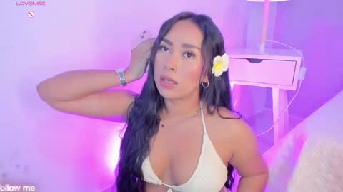 Camelia Smith online show from 7, 11, 2025