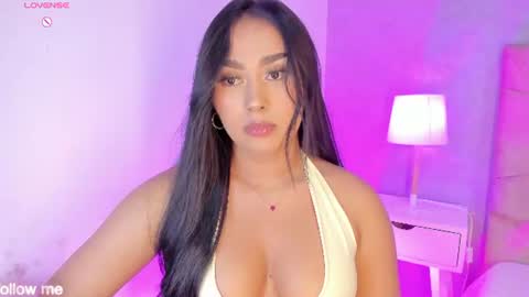Snapshot of cameliaa_smiith chatting on 20, 6, 2026 Camelia Smith online show from 20, 6, 2026