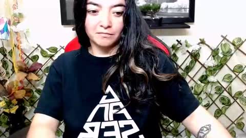 Snapshot of cameliasaenz chatting on 10, 2, 2025 camelia online show from 10, 2, 2025